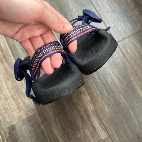 Chaco hiking out door sandals 6 - Picture 5 of 5